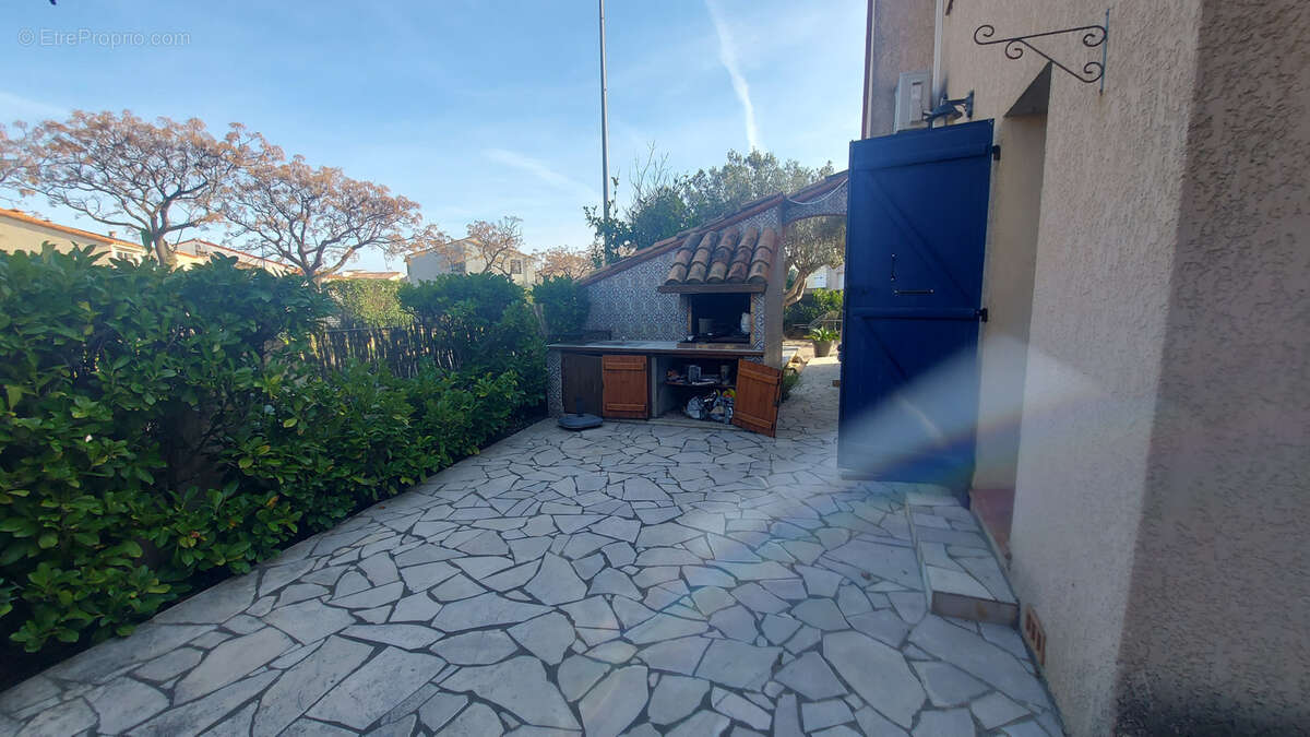 A Sainte Marie plage, villa individuelle à proximité de la plage avec garage - photo 23