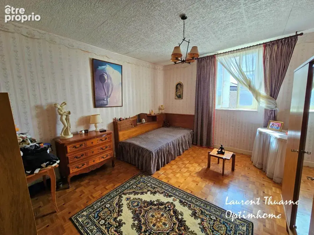 Maison 7p 185 m² avec entrepôt et dépendances - photo 8