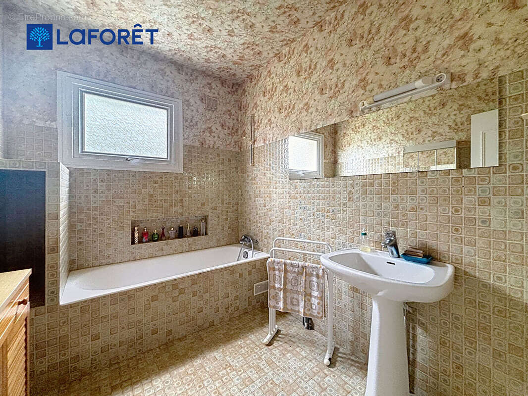 Maison Saint Ave - photo 11