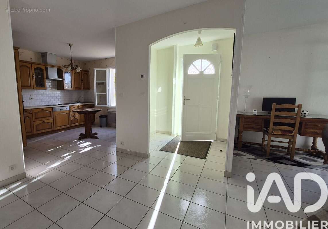 Photo 3 - Maison à ROCHEFORT