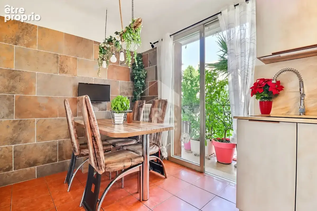 Appartement 103m² à marseille 4e arrondissement - photo 2