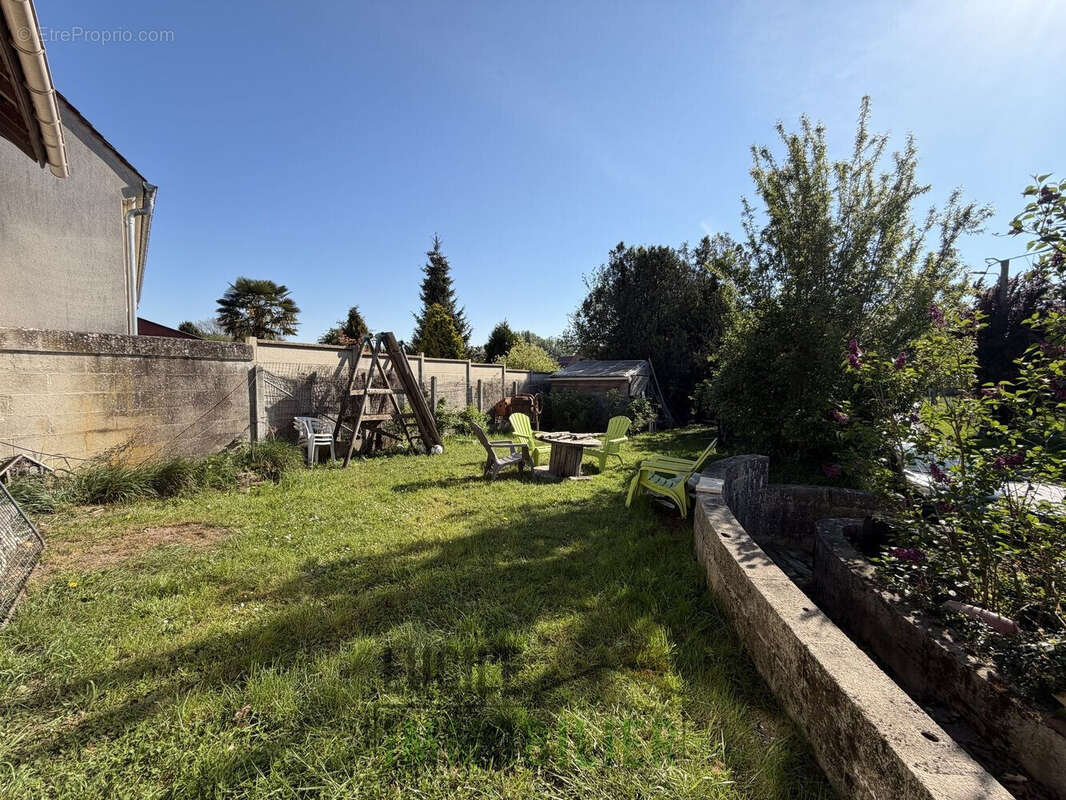 Maison à St Remy 6 - Maison à SAINT-REMY-EN-L'EAU