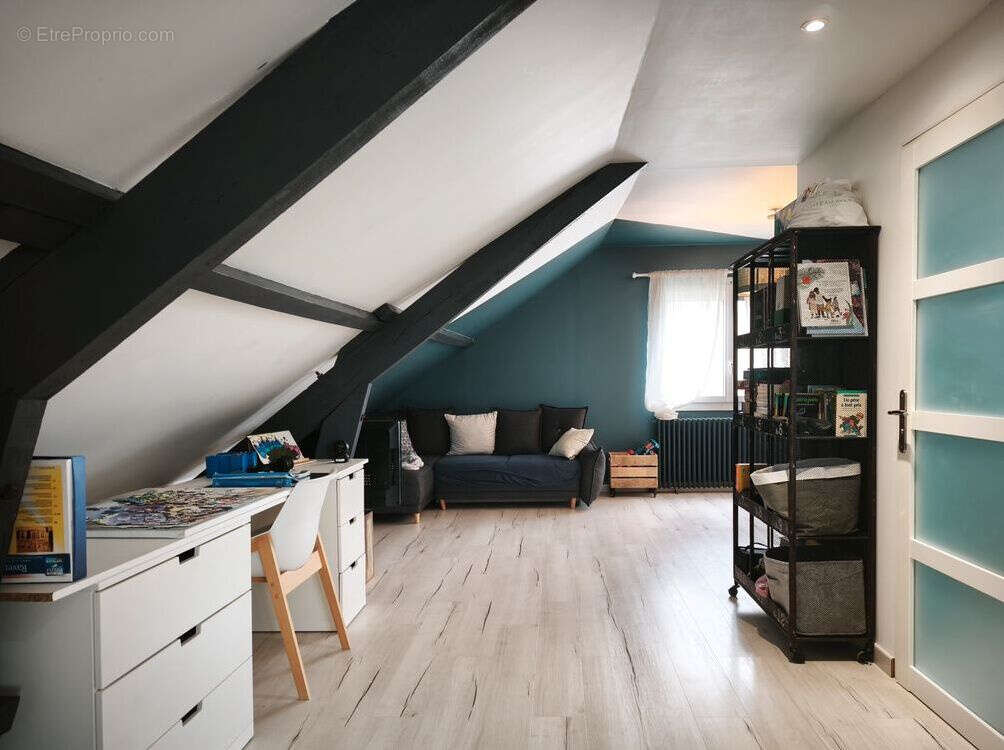 Maison à MAGNAC-BOURG