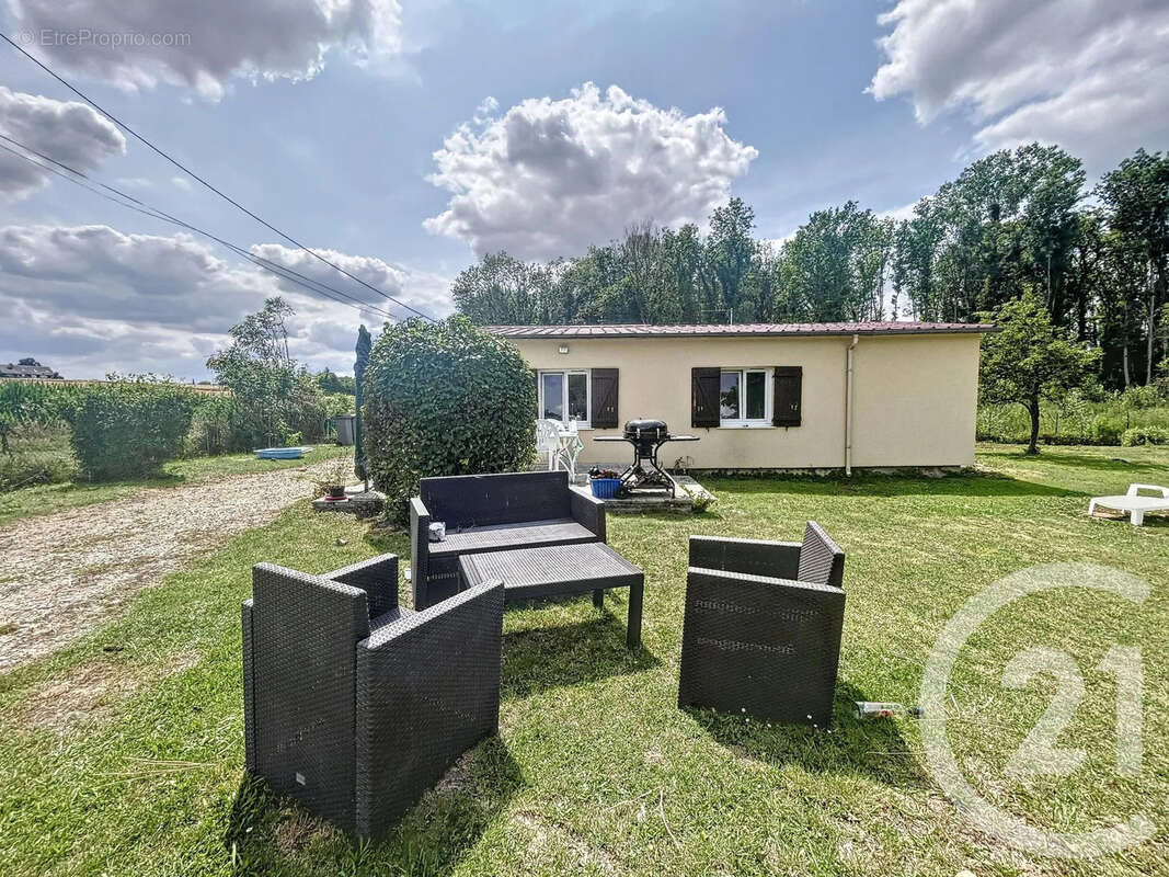 Maison à BAZOCHES-LES-BRAY