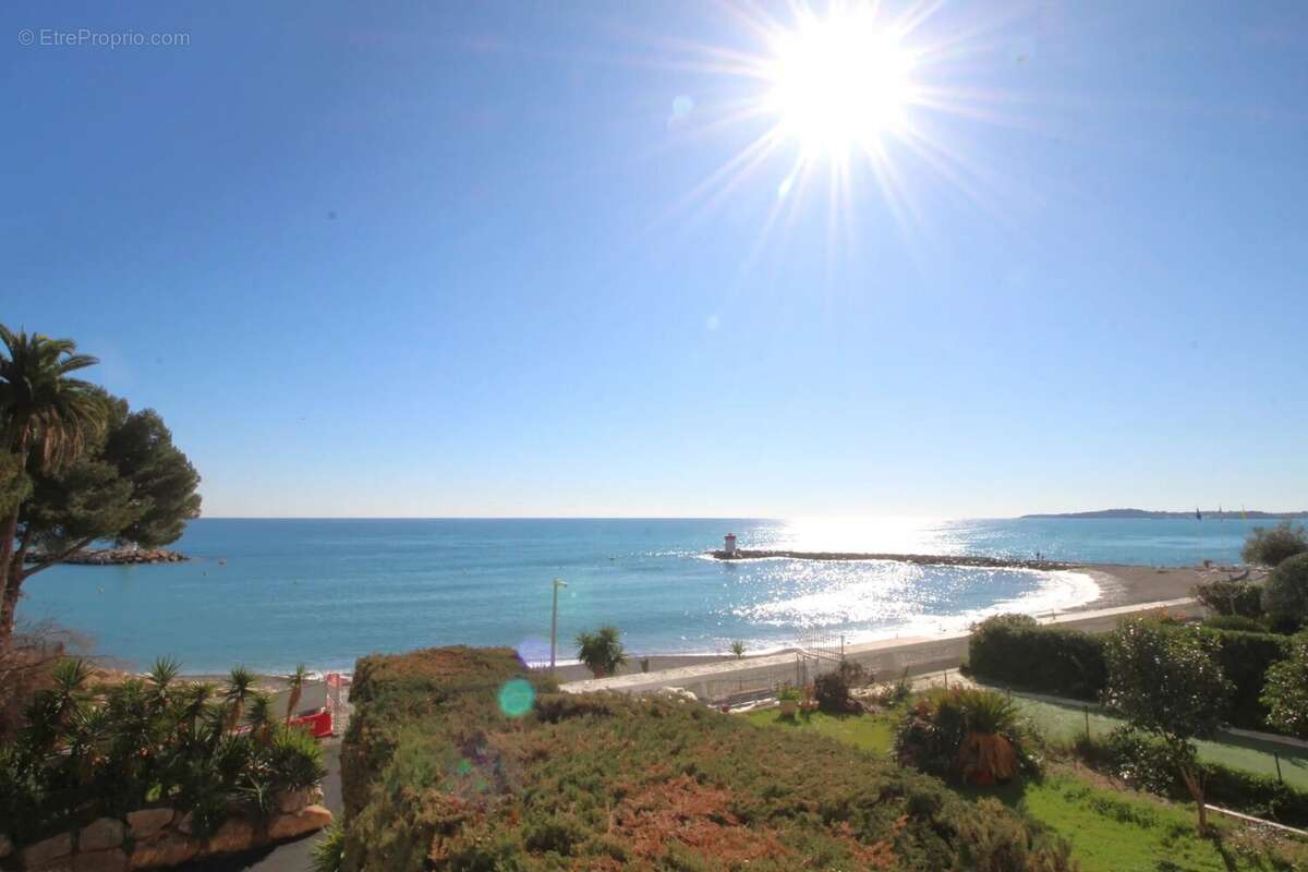 Appartement à VILLENEUVE-LOUBET