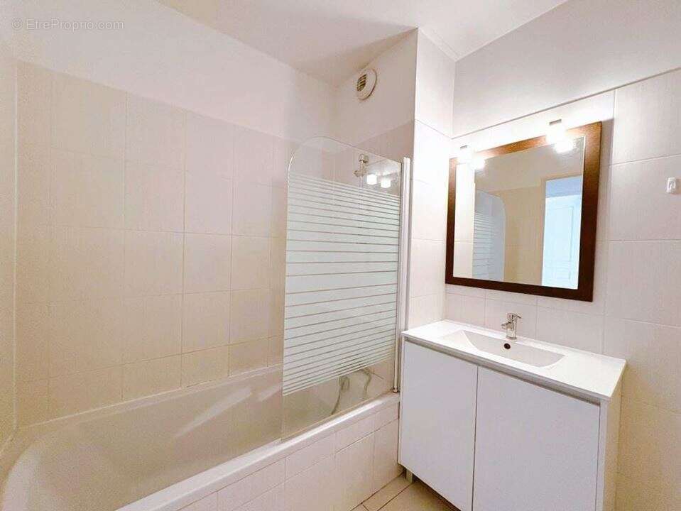 Appartement à MANDELIEU-LA-NAPOULE