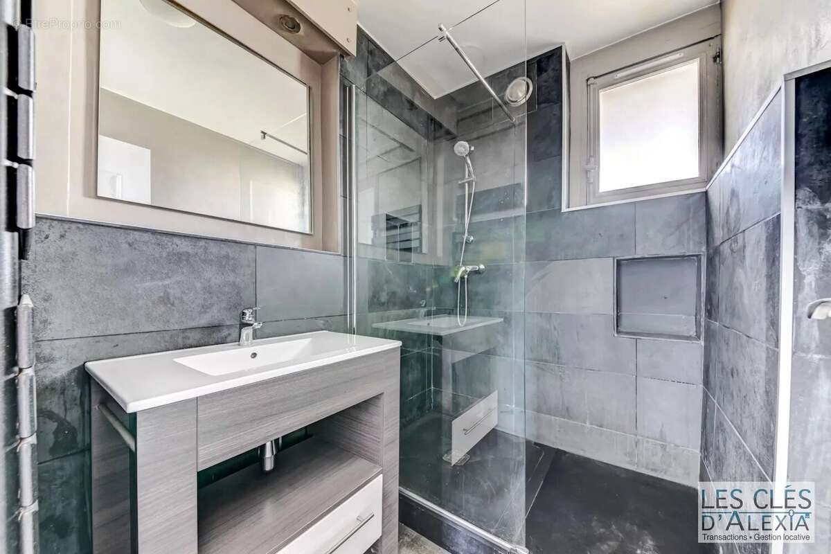Appartement à LYON-8E