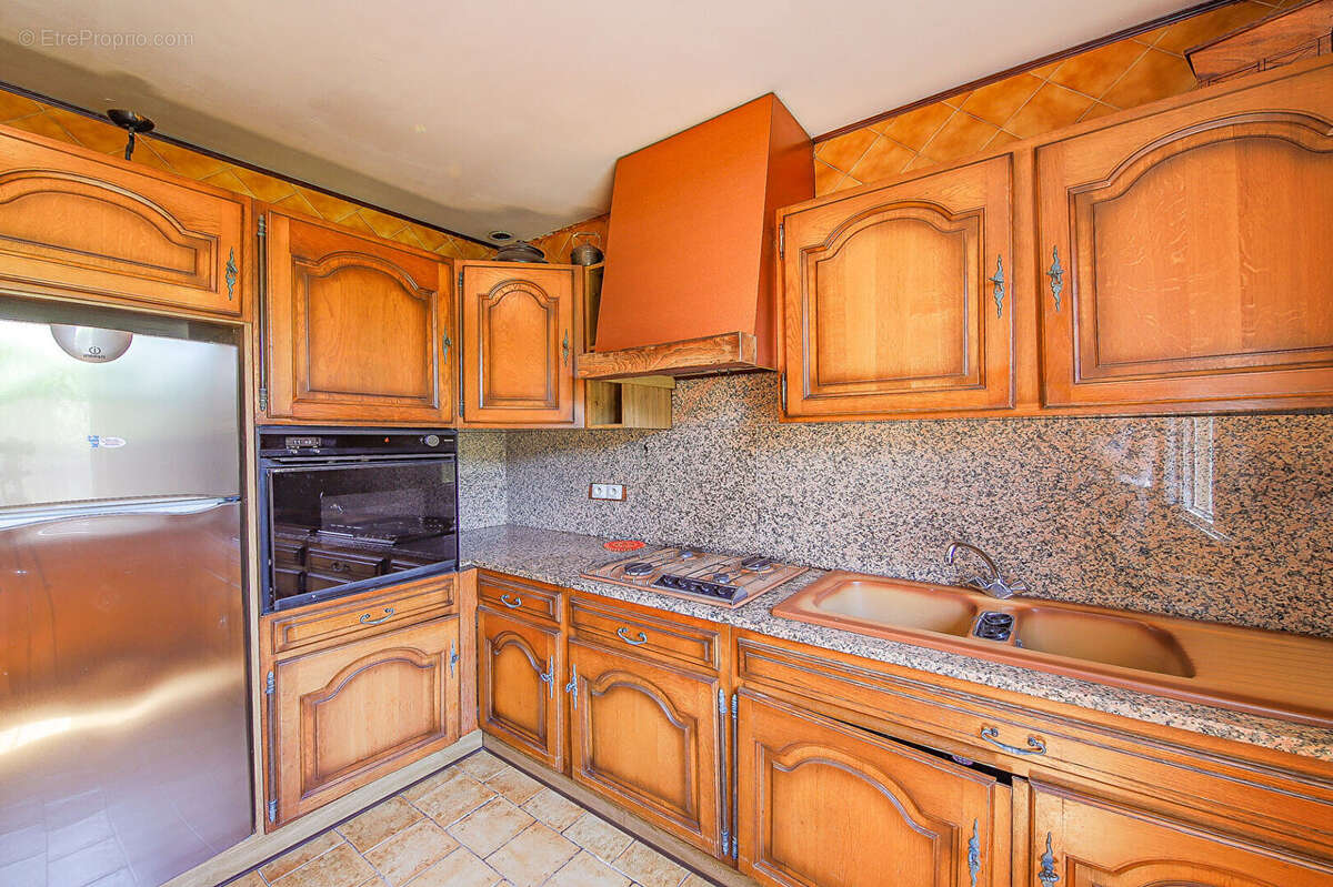 Vescovato : Grande maison à haut potentiel - photo 5