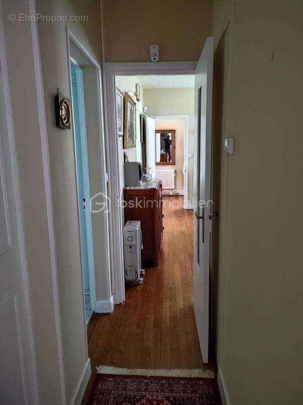 Maison à ARGENTON-SUR-CREUSE