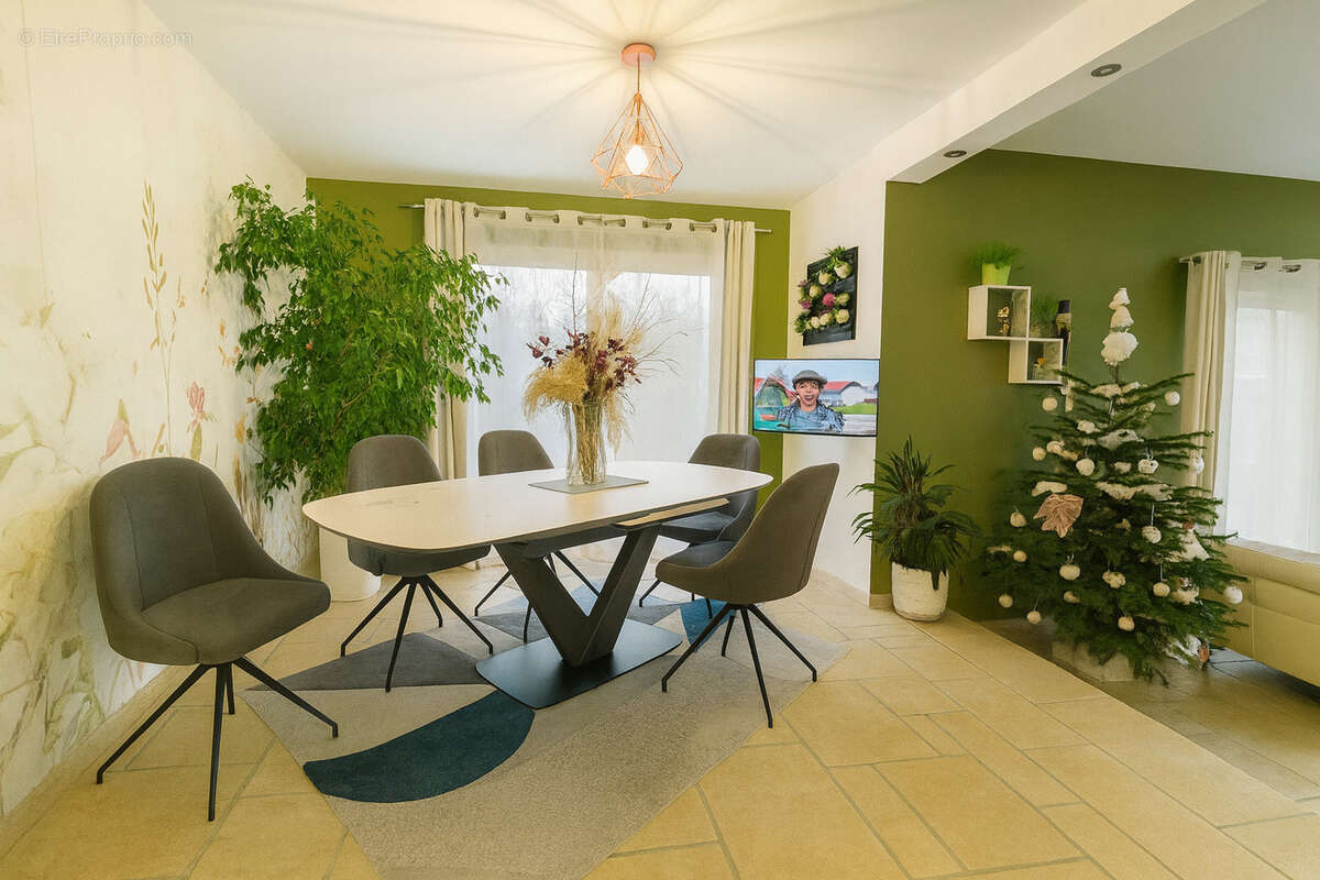 Maison à L&#039;ISLE-ADAM