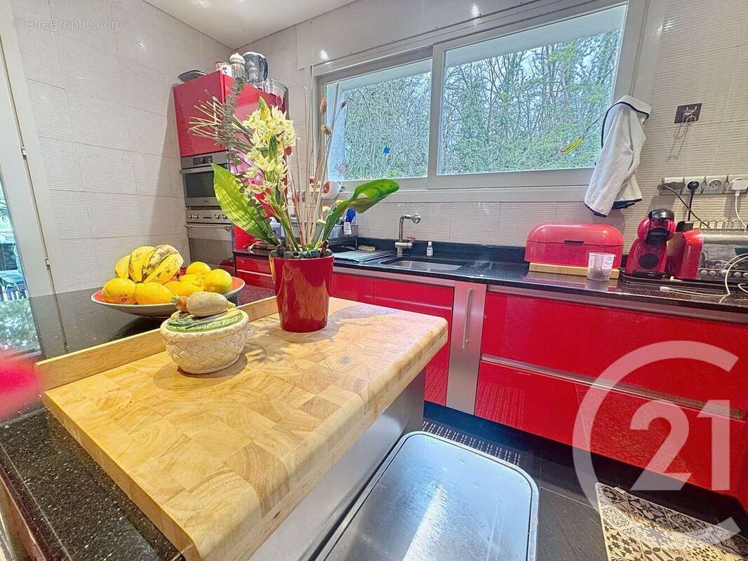 Maison à CHAMPNIERS