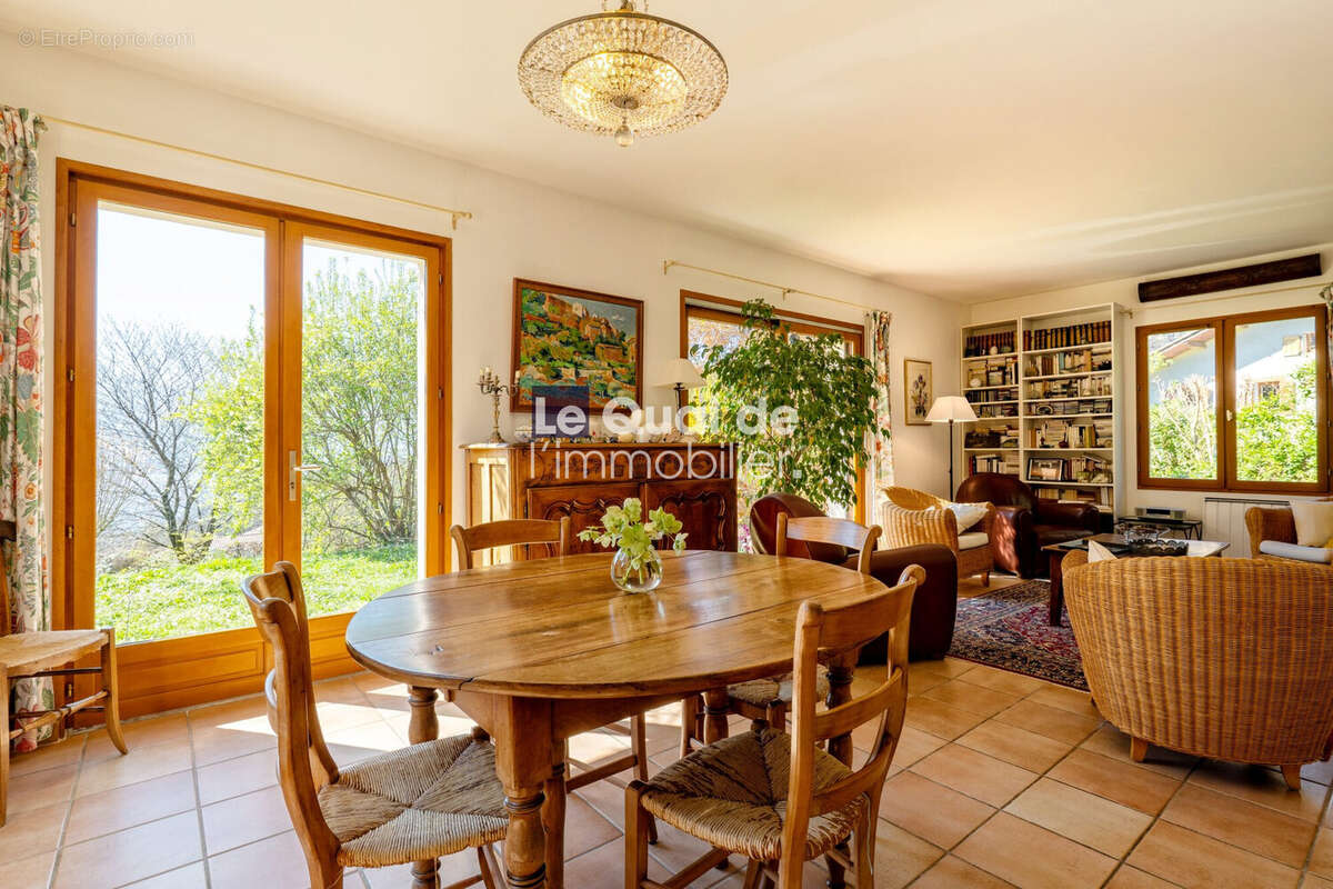 Maison à QUAIX-EN-CHARTREUSE