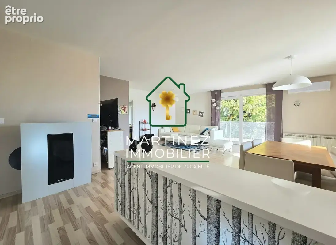 Maison 6 pièces 184 m² à vendre à Saint-Bonnet-De-Mure (69720) - photo 2