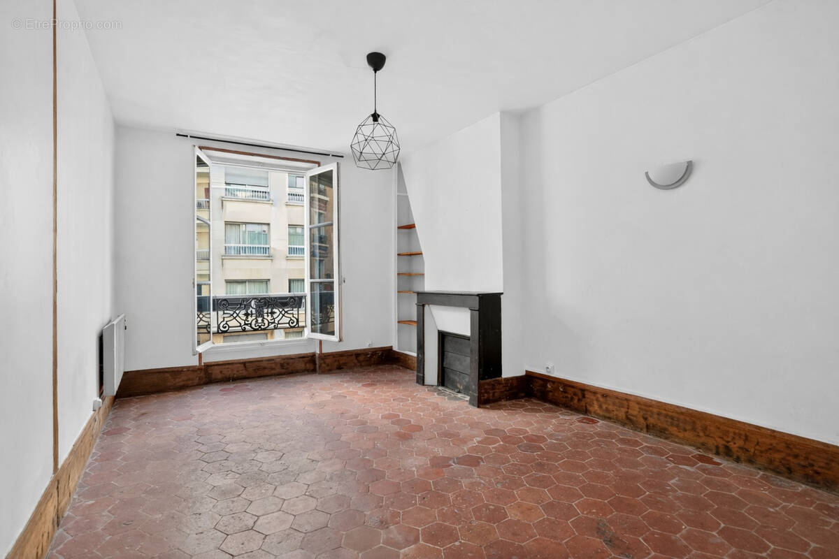 Appartement à PARIS-12E