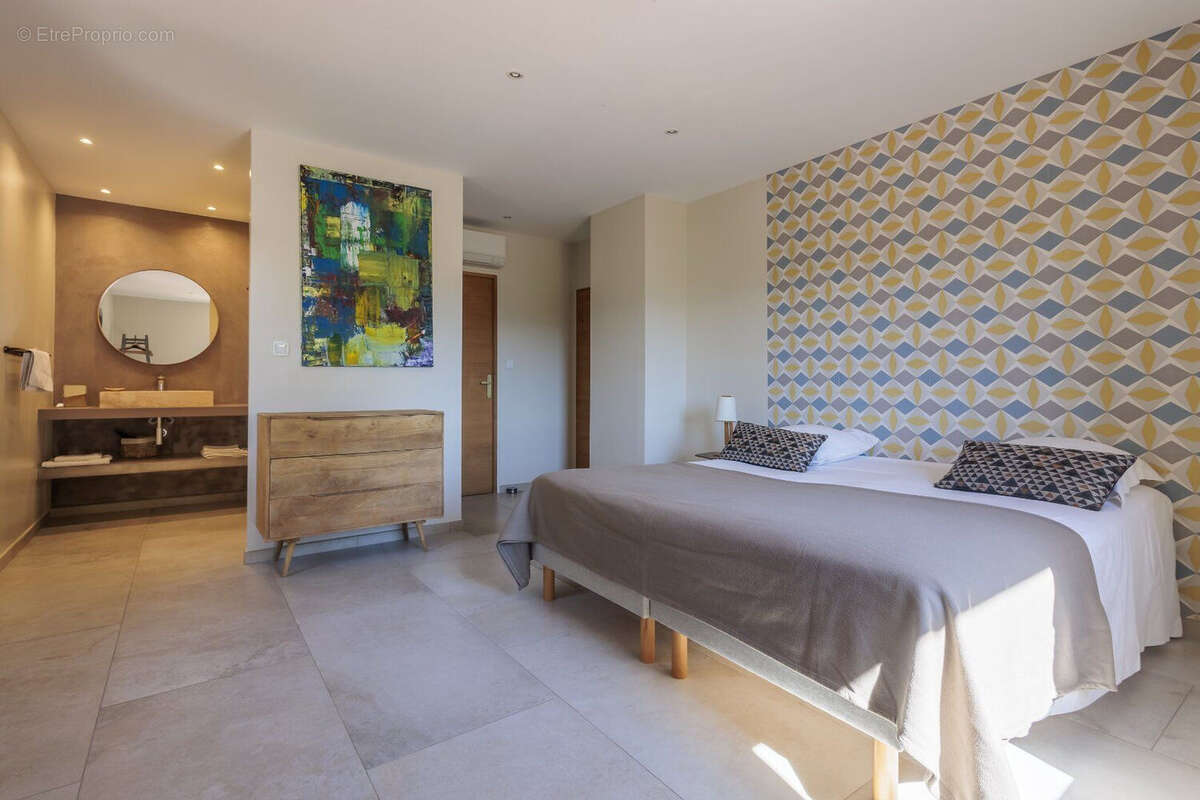 Domaine viticole & Villa contemporaine - Art de vivre en Provence - photo 15