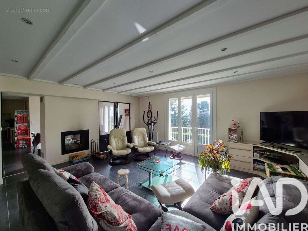 Photo 3 - Maison à SAINT-ETIENNE-DE-MONTLUC