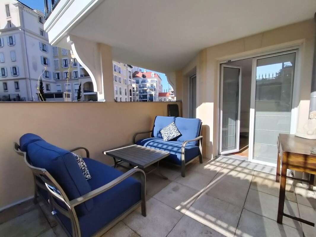Appartement 82 m² à Le Plessis-Robinson  - photo 7