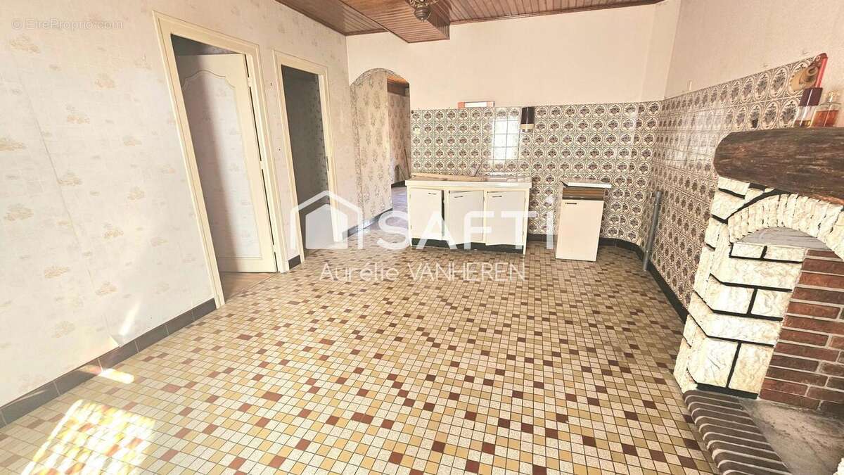 Photo 3 - Maison à SAINT-AMAND-EN-PUISAYE