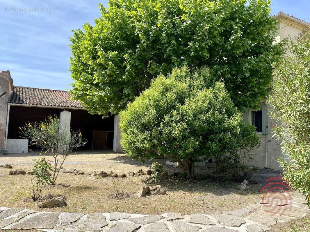 Maison à PUISSERGUIER