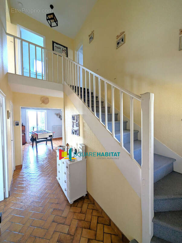 Maison à LA MEMBROLLE-SUR-LONGUENEE