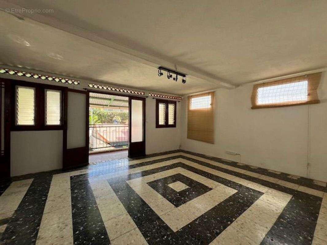 Maison à FORT-DE-FRANCE