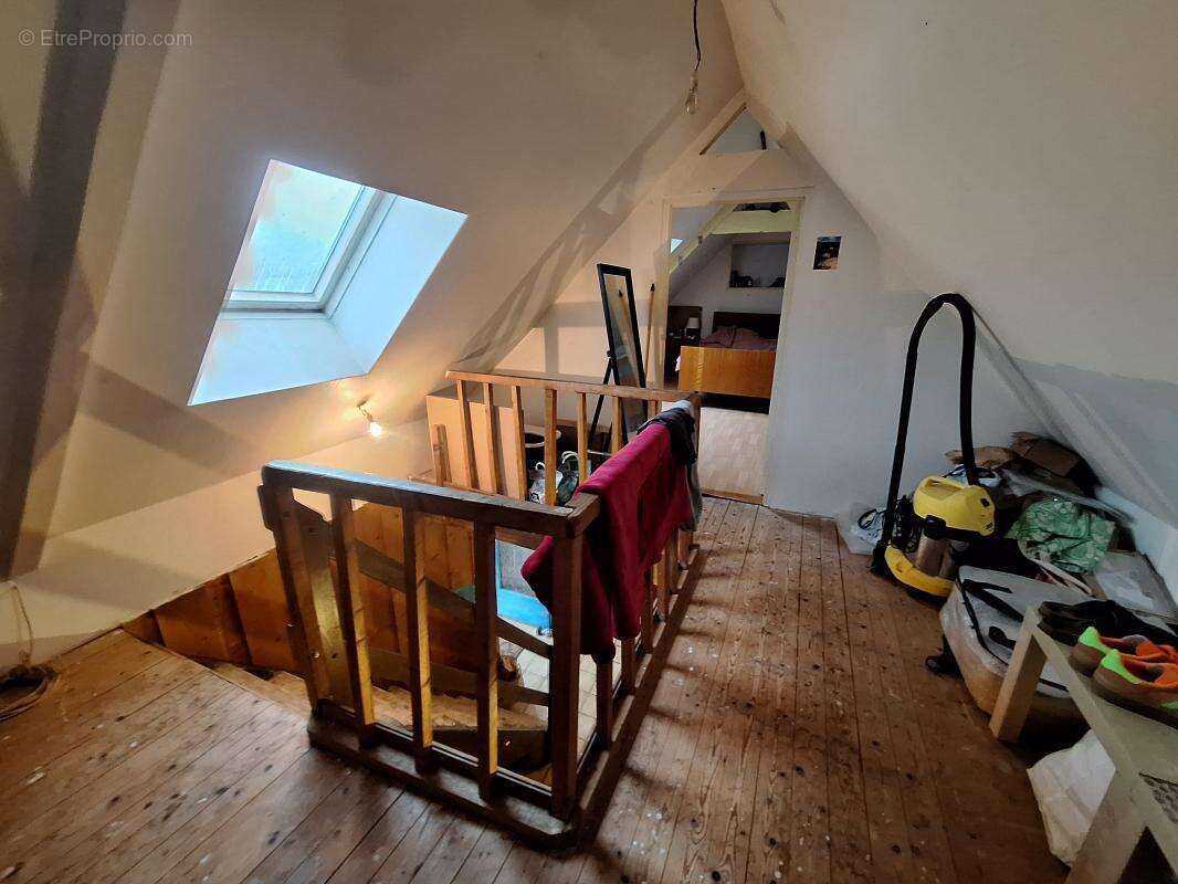 Maison à PLOUEGAT-GUERAND