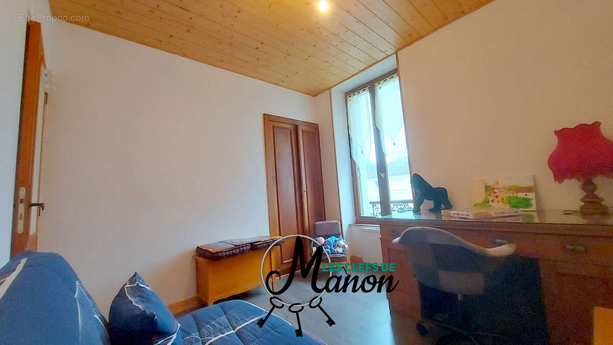 Maison à BESSINES-SUR-GARTEMPE