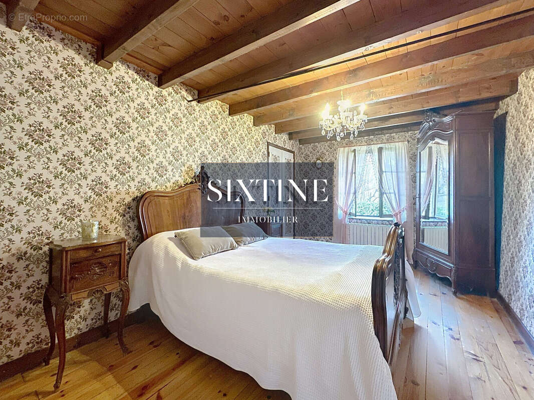 Maison à LA TOUR-DU-PIN