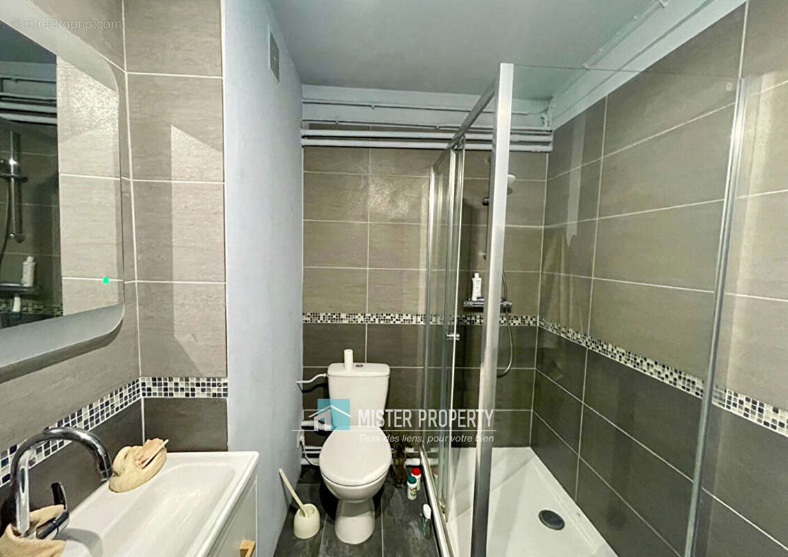 Maison à SARTROUVILLE