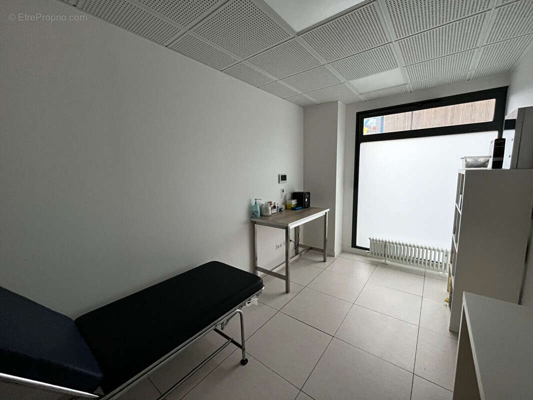 Commerce à LIMEIL-BREVANNES