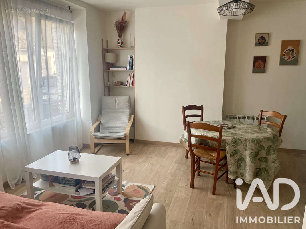 Maison 55 m² à Villeneuve-Sur-Yonne  - photo 4