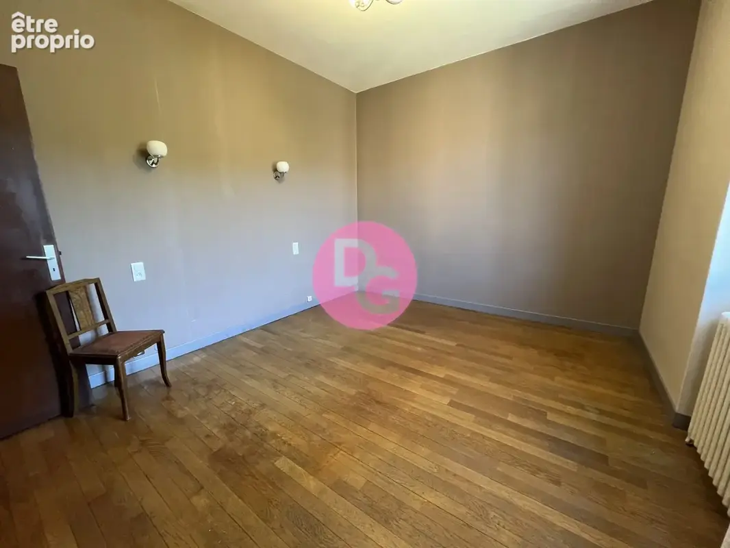 Maison 4 pièces 99 m² à vendre à Decazeville (12300) - photo 7