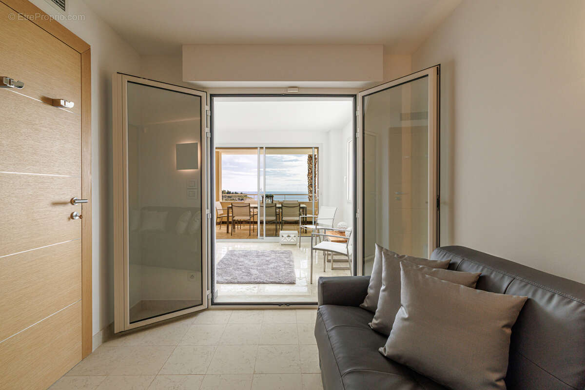 Maison à EZE