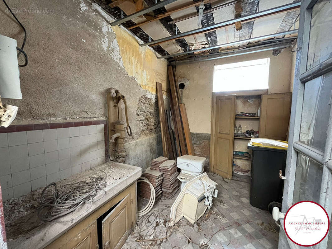 Maison à SAINT-AMAND-MONTROND