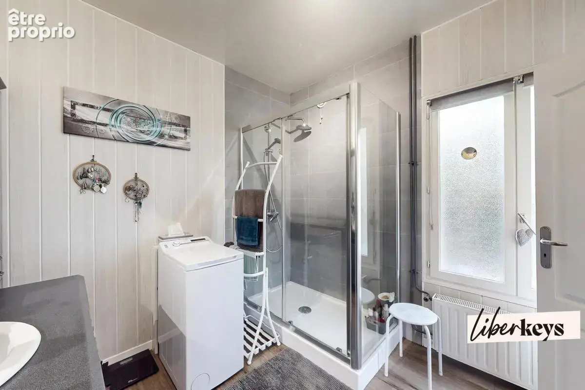 Maison 4 chambres avec vie de plain-pied, jardin et dépendances – La Guéroulde - Breteuil - photo 11