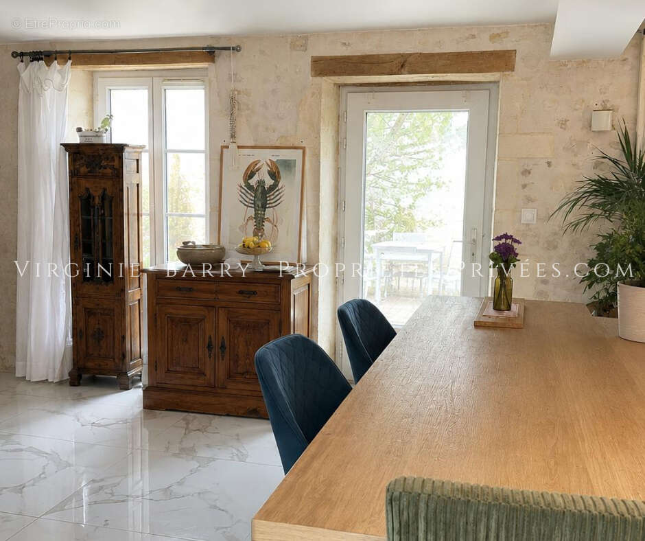 Maison à TONNAY-CHARENTE