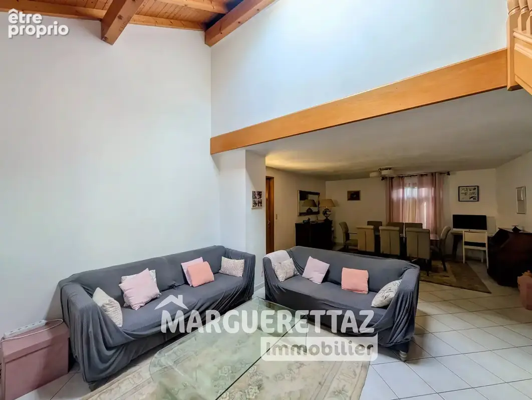 Local commercial + maison SAINT JEOIRE - photo 19