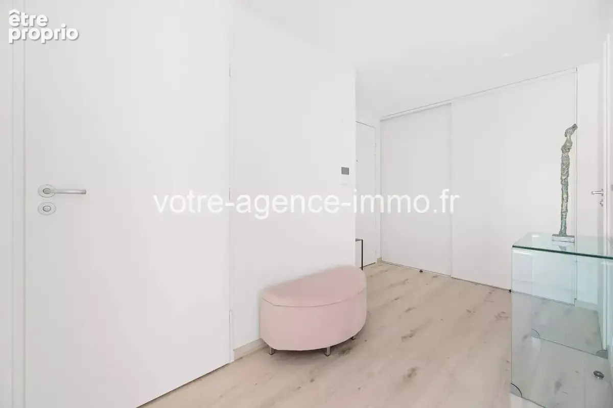 Nice-Meridia-3Pieces-terrasse-parking - photo 5