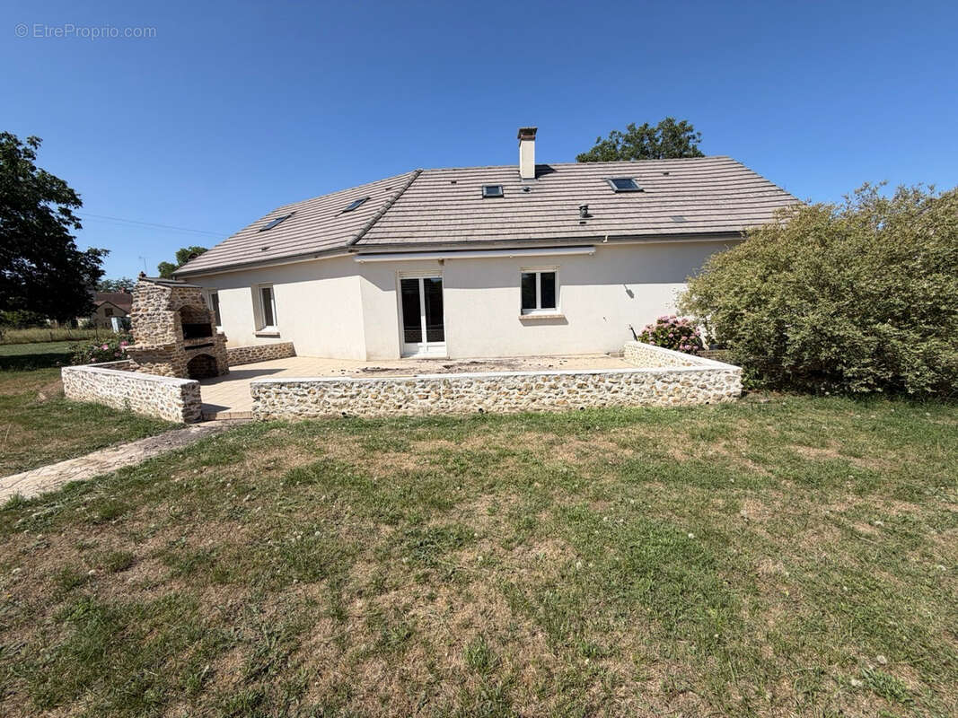 Maison à SAINCAIZE-MEAUCE