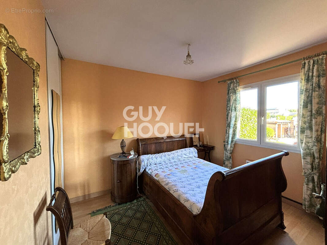 Maison à LA SALVETAT-SAINT-GILLES