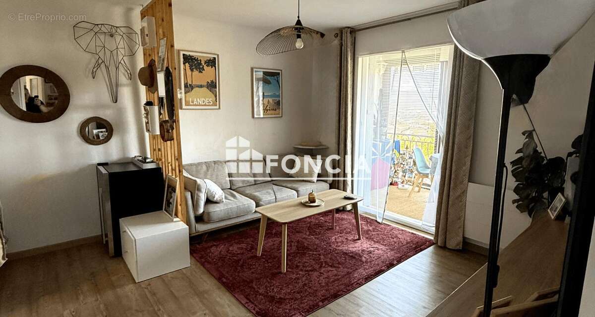 Appartement à HYERES