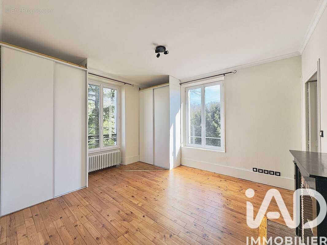 Photo 8 - Maison à VILLEBON-SUR-YVETTE