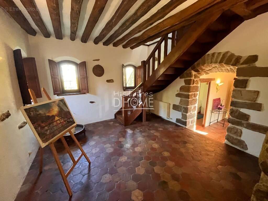 Maison à LE PLESSIS-FEU-AUSSOUX