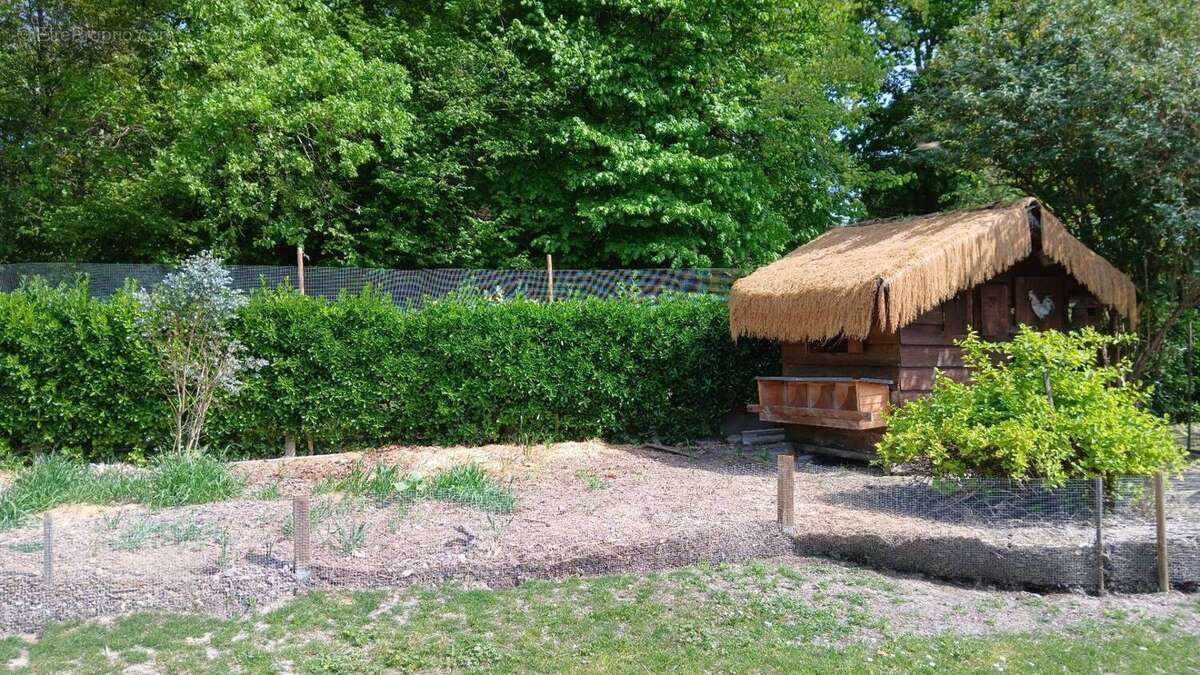 Maison 88 m² à Chalais  - photo 9