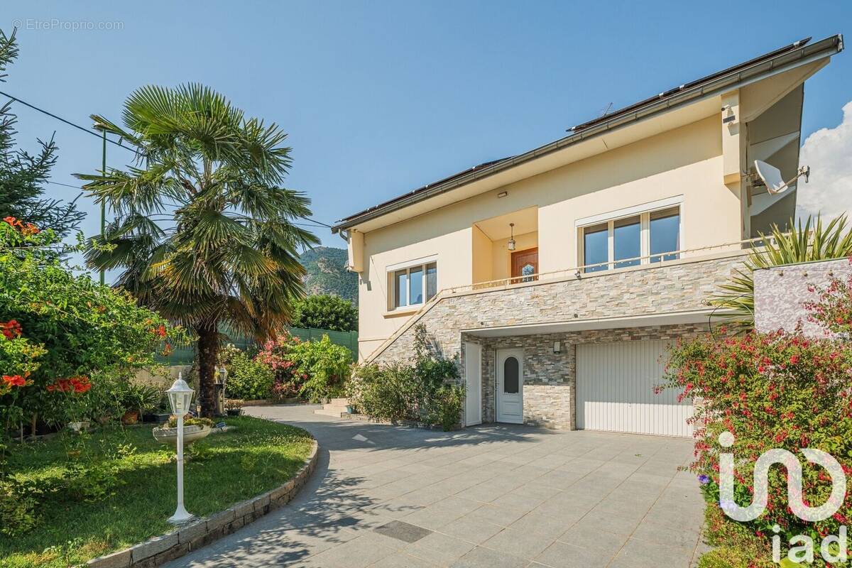 Photo 1 - Maison à SAINT-EGREVE