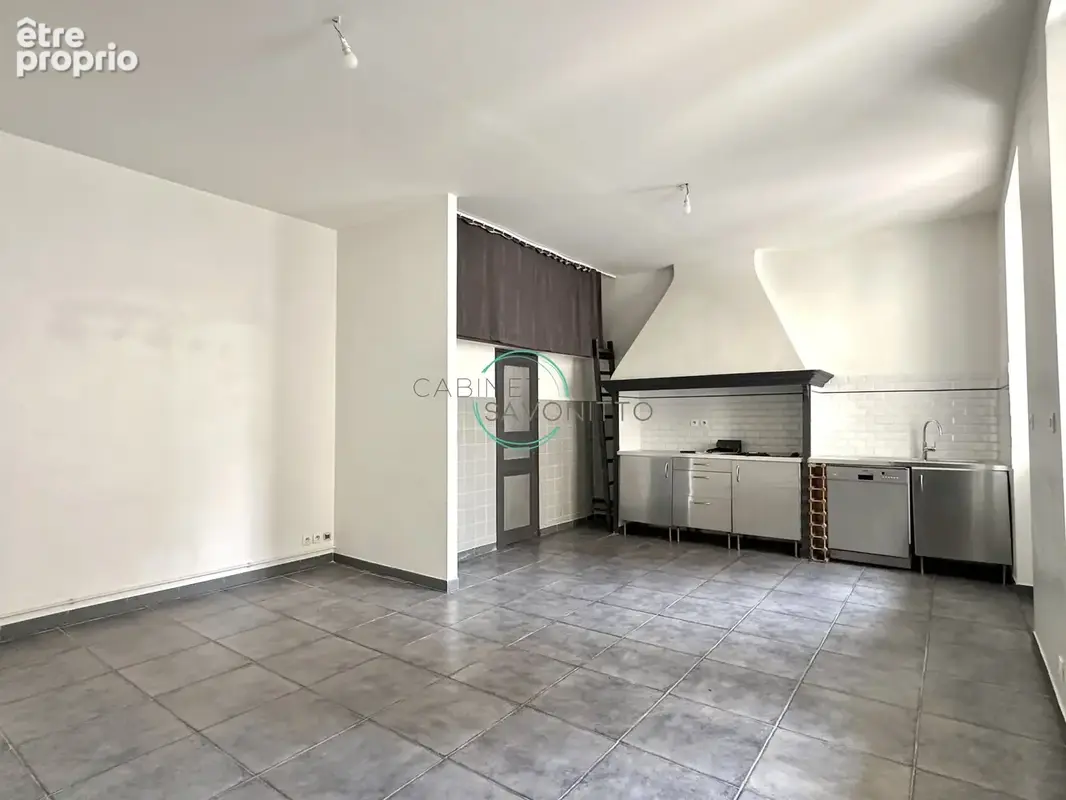Appartement à MARSEILLE-6E