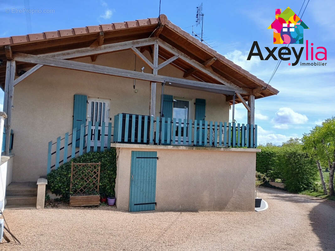 Maison à LA PACAUDIERE