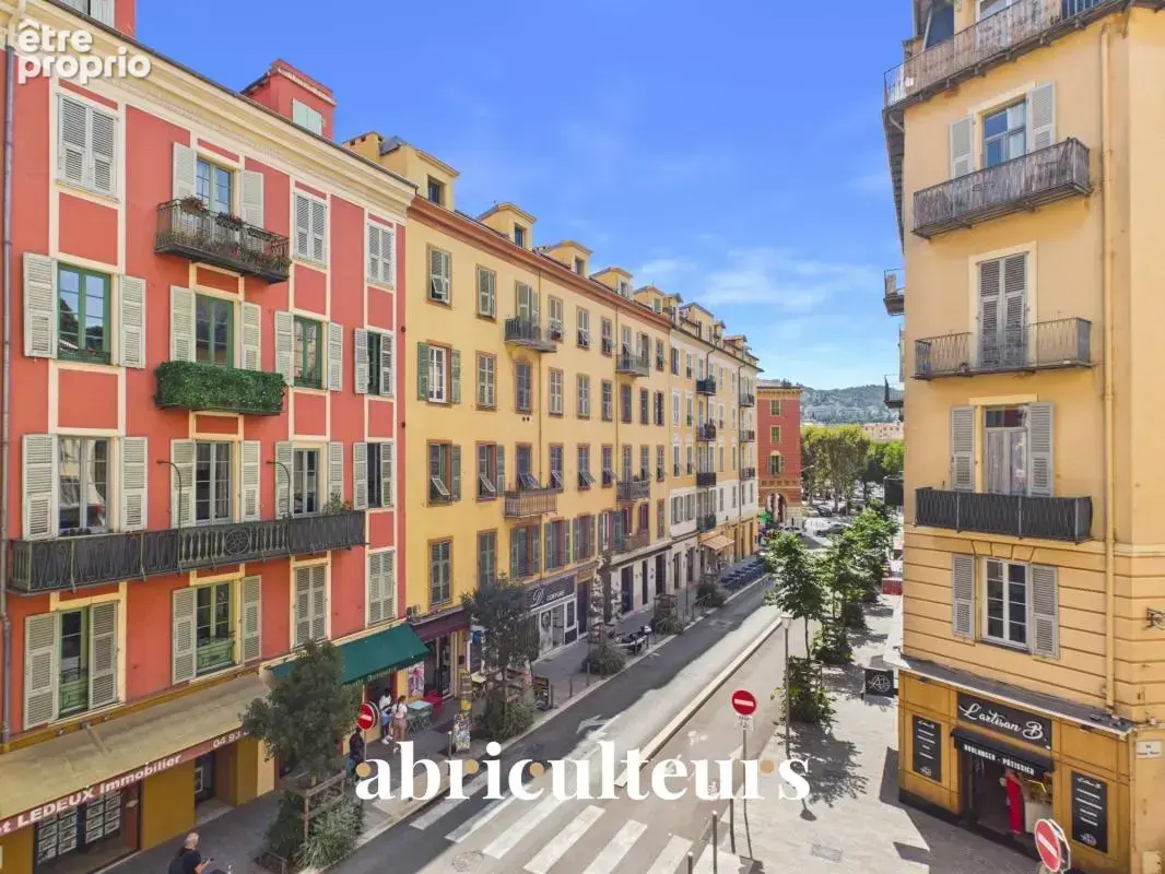 Superbe appartement traversant rénové de 136,81 m² en vente À 30 mètres du Port de Nice (06300) - photo 11