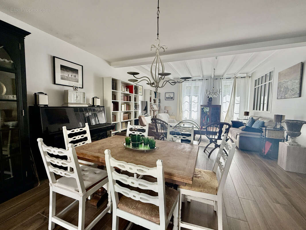 Maison à LE POULIGUEN