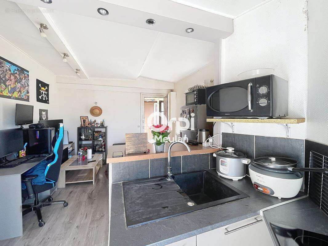 Appartement À Vendre - photo 3